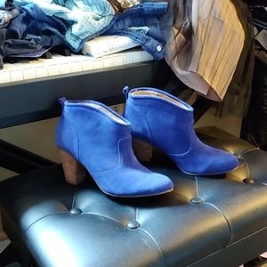 Report Cobalt suede Boots